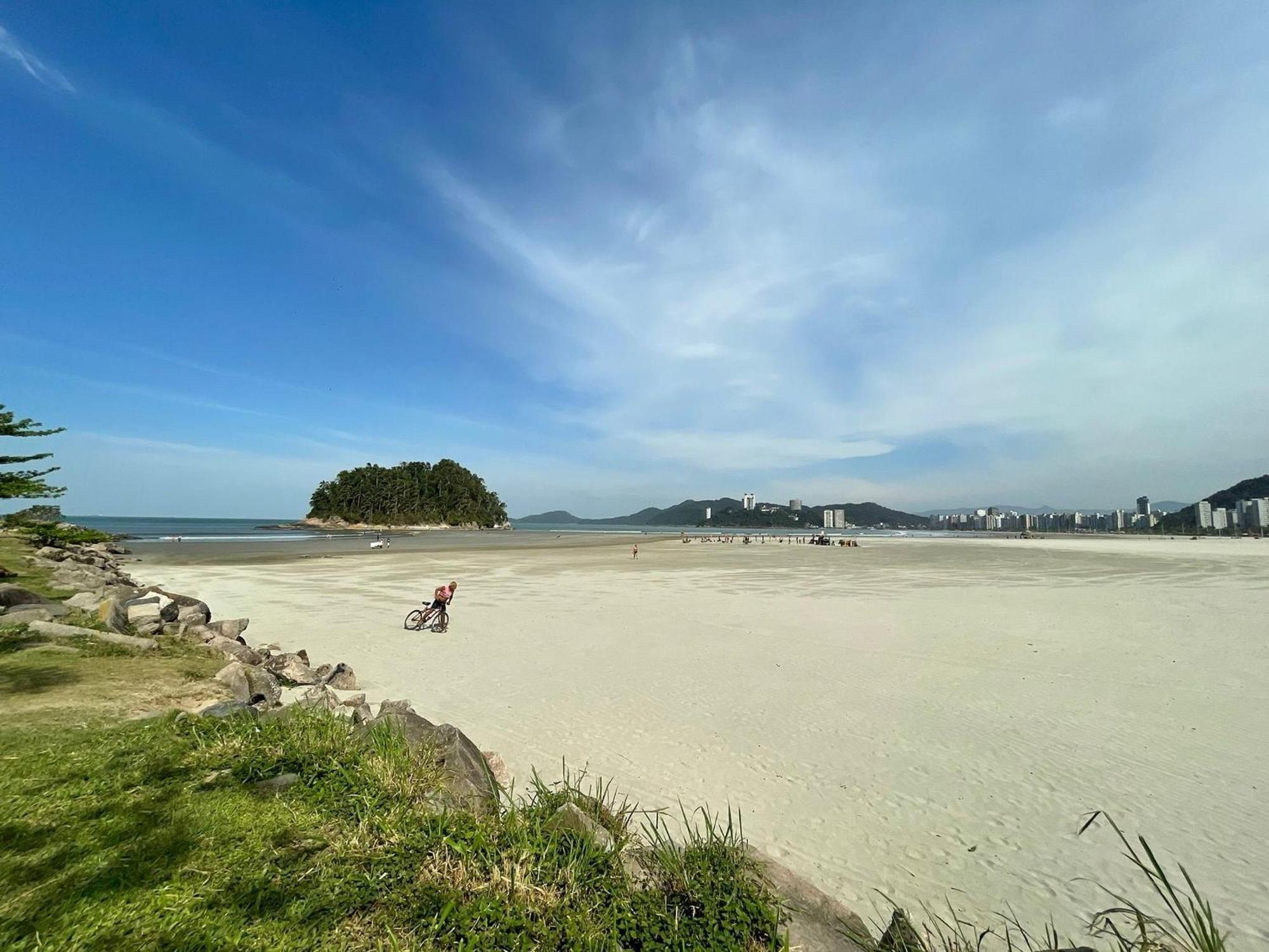 Appartement Ap Pe Na Areia Vista Parcial Mar à Santos  Extérieur photo